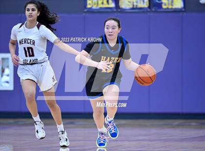 Thumbnail 2 in Hazen vs. Mercer Island photogallery.