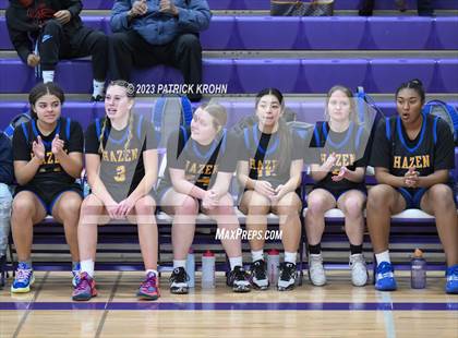 Thumbnail 3 in Hazen vs. Mercer Island photogallery.
