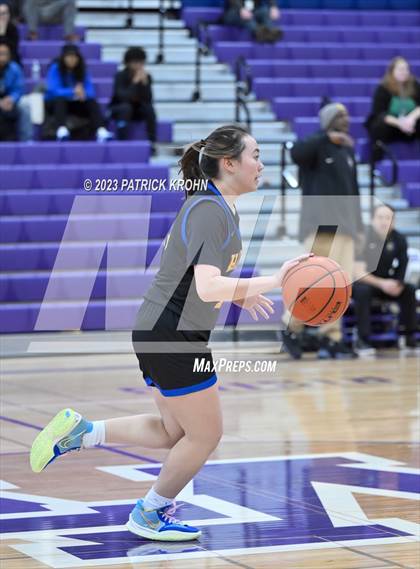 Thumbnail 1 in Hazen vs. Mercer Island photogallery.