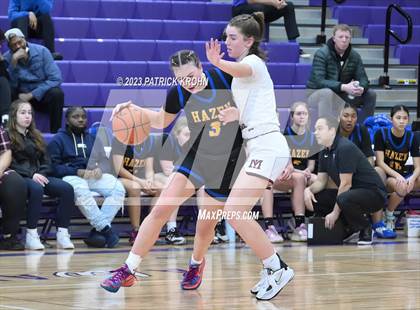 Thumbnail 2 in Hazen vs. Mercer Island photogallery.