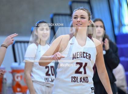 Thumbnail 3 in Hazen vs. Mercer Island photogallery.