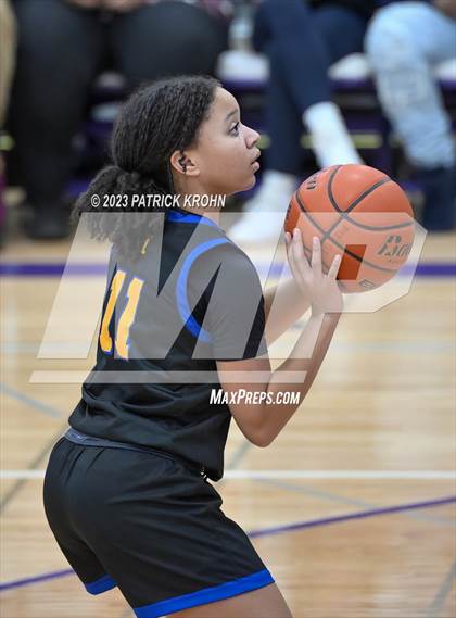 Thumbnail 2 in Hazen vs. Mercer Island photogallery.