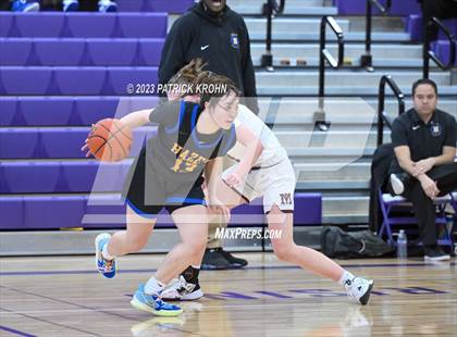 Thumbnail 2 in Hazen vs. Mercer Island photogallery.