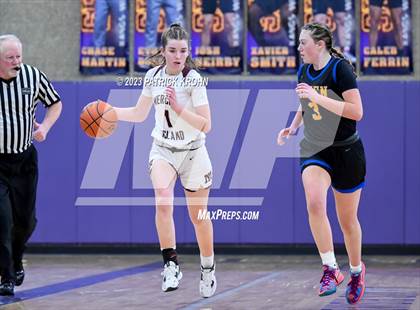 Thumbnail 3 in Hazen vs. Mercer Island photogallery.