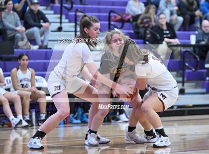 Thumbnail 1 in Hazen vs. Mercer Island photogallery.