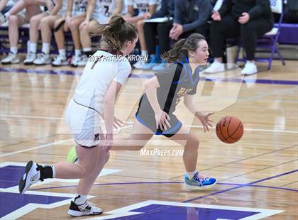 Thumbnail 1 in Hazen vs. Mercer Island photogallery.
