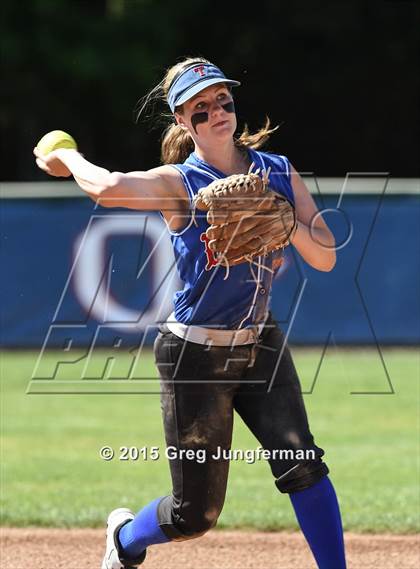Thumbnail 1 in Bishop O'Dowd vs. Tamalpais (CIF NCS D3 Final) photogallery.