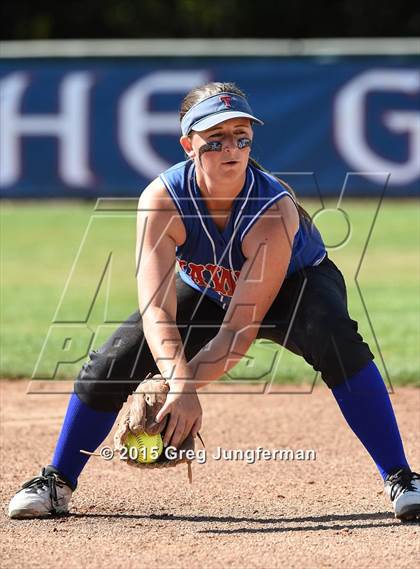 Thumbnail 2 in Bishop O'Dowd vs. Tamalpais (CIF NCS D3 Final) photogallery.