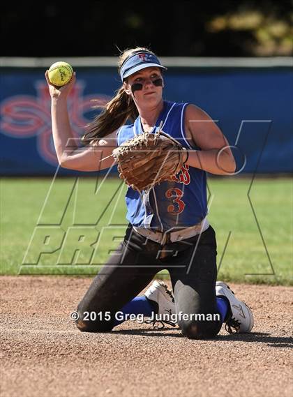 Thumbnail 1 in Bishop O'Dowd vs. Tamalpais (CIF NCS D3 Final) photogallery.