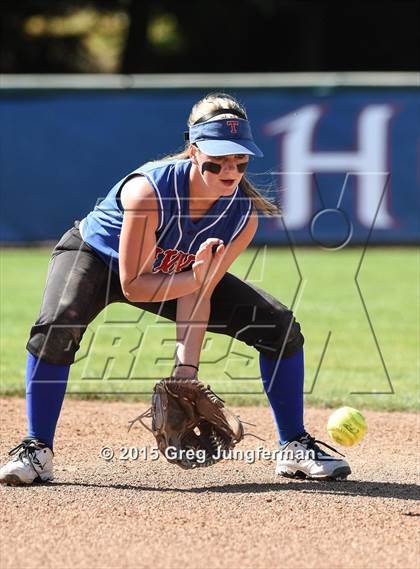 Thumbnail 1 in Bishop O'Dowd vs. Tamalpais (CIF NCS D3 Final) photogallery.