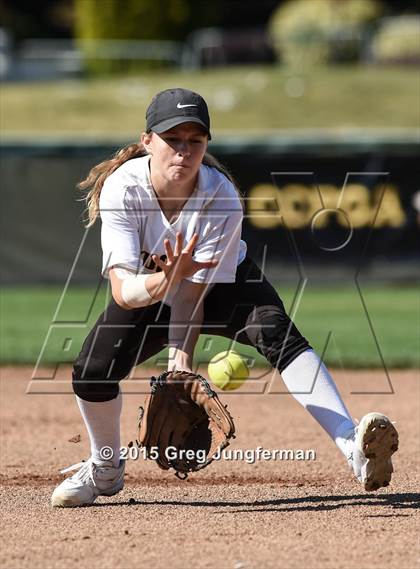 Thumbnail 2 in Bishop O'Dowd vs. Tamalpais (CIF NCS D3 Final) photogallery.