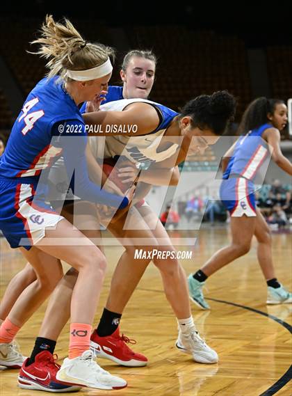 Thumbnail 3 in Cherry Creek vs. Grandview (CHSAA 5A Great 8) photogallery.
