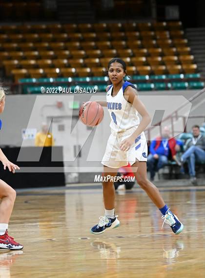 Thumbnail 3 in Cherry Creek vs. Grandview (CHSAA 5A Great 8) photogallery.