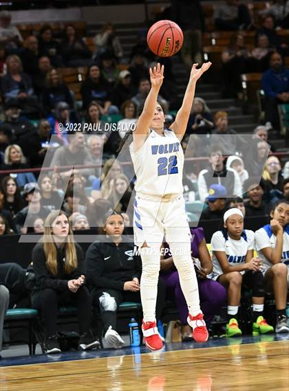 Thumbnail 2 in Cherry Creek vs. Grandview (CHSAA 5A Great 8) photogallery.