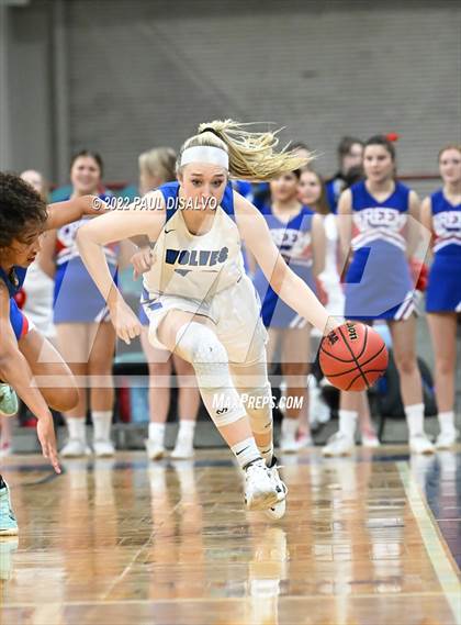 Thumbnail 2 in Cherry Creek vs. Grandview (CHSAA 5A Great 8) photogallery.