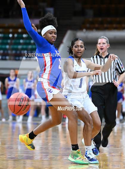 Thumbnail 1 in Cherry Creek vs. Grandview (CHSAA 5A Great 8) photogallery.