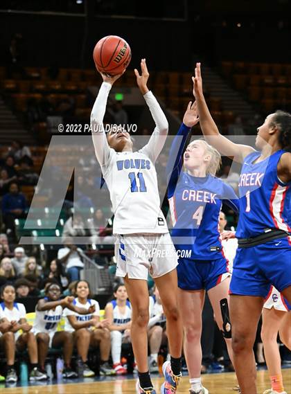Thumbnail 3 in Cherry Creek vs. Grandview (CHSAA 5A Great 8) photogallery.