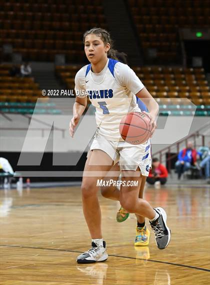 Thumbnail 2 in Cherry Creek vs. Grandview (CHSAA 5A Great 8) photogallery.