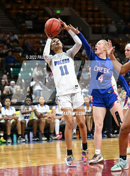 Thumbnail 2 in Cherry Creek vs. Grandview (CHSAA 5A Great 8) photogallery.