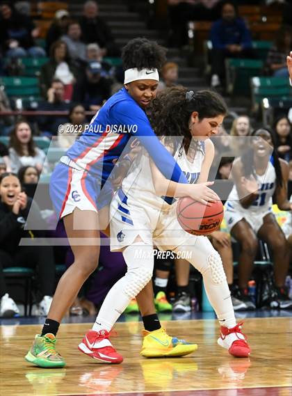 Thumbnail 3 in Cherry Creek vs. Grandview (CHSAA 5A Great 8) photogallery.