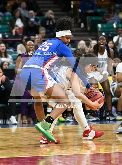 Thumbnail 3 in Cherry Creek vs. Grandview (CHSAA 5A Great 8) photogallery.