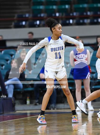 Thumbnail 3 in Cherry Creek vs. Grandview (CHSAA 5A Great 8) photogallery.