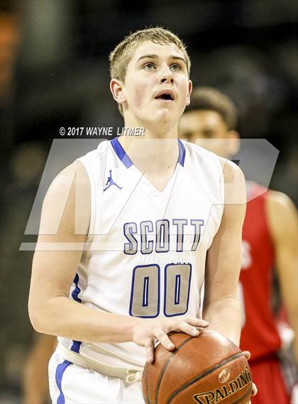 Thumbnail 3 in Scott vs Dixie photogallery.