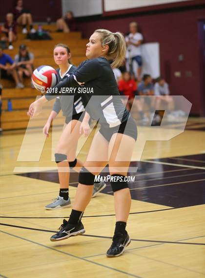 Thumbnail 1 in Colfax @ Woodcreek photogallery.