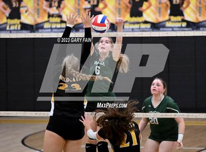 Thumbnail 3 in Notre Dame @ Hixson photogallery.