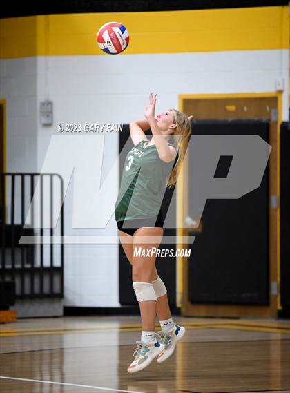Thumbnail 3 in Notre Dame @ Hixson photogallery.