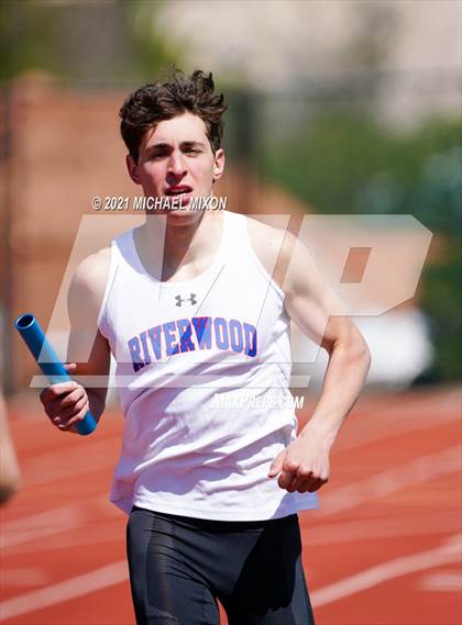 Thumbnail 1 in Roswell Rotary Relays photogallery.