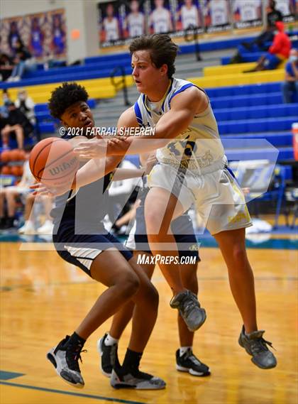 Thumbnail 3 in Klein Collins @ Klein photogallery.