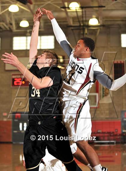 Thumbnail 2 in JSerra Catholic vs. Canyon (Nike Extravaganza) photogallery.