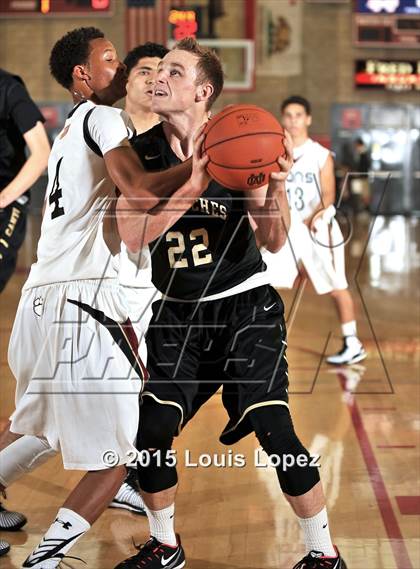 Thumbnail 3 in JSerra Catholic vs. Canyon (Nike Extravaganza) photogallery.