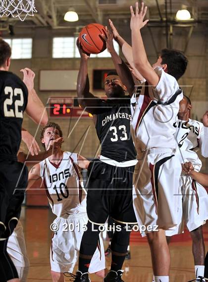 Thumbnail 3 in JSerra Catholic vs. Canyon (Nike Extravaganza) photogallery.
