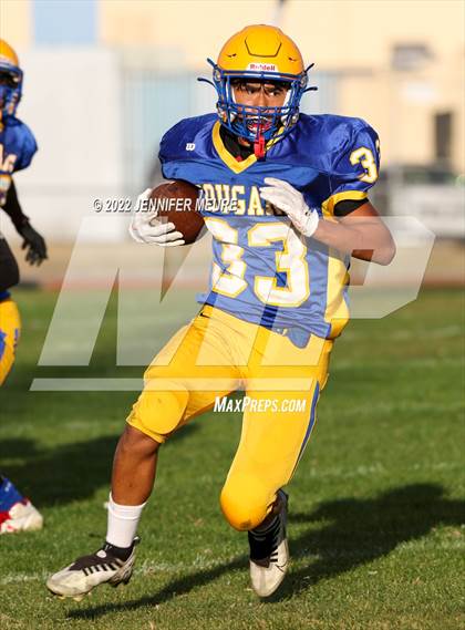 Thumbnail 3 in JV: Arroyo @ Newark Memorial photogallery.