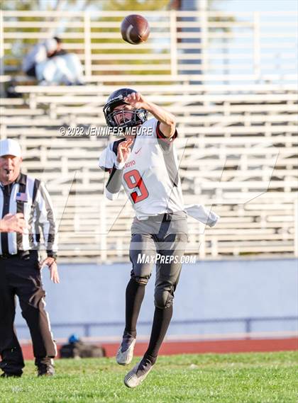 Thumbnail 1 in JV: Arroyo @ Newark Memorial photogallery.