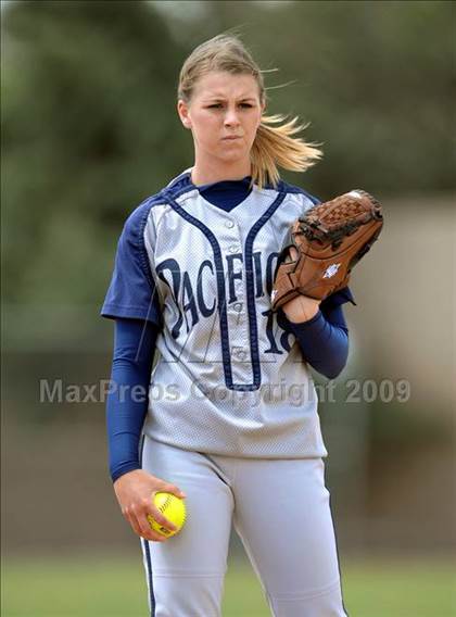 Thumbnail 1 in Pacifica vs. Los Alamitos (Michelle Carew Classic) photogallery.