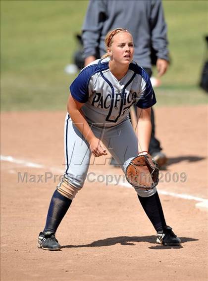 Thumbnail 1 in Pacifica vs. Los Alamitos (Michelle Carew Classic) photogallery.
