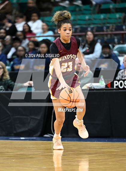Thumbnail 2 in Windsor vs. Northfield (CHSAA 5A Great 8) photogallery.