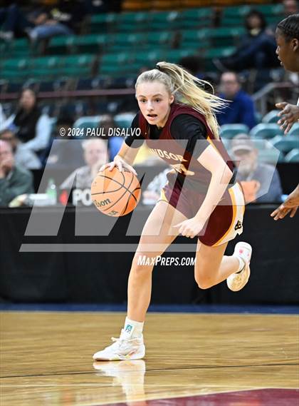 Thumbnail 1 in Windsor vs. Northfield (CHSAA 5A Great 8) photogallery.