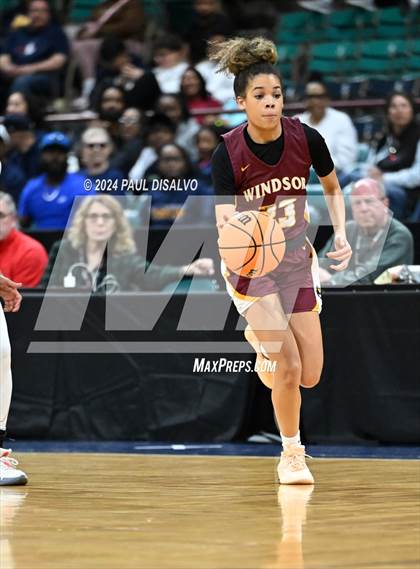 Thumbnail 1 in Windsor vs. Northfield (CHSAA 5A Great 8) photogallery.