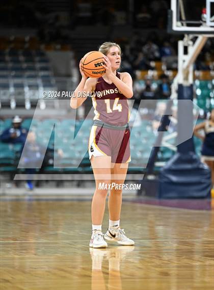 Thumbnail 2 in Windsor vs. Northfield (CHSAA 5A Great 8) photogallery.