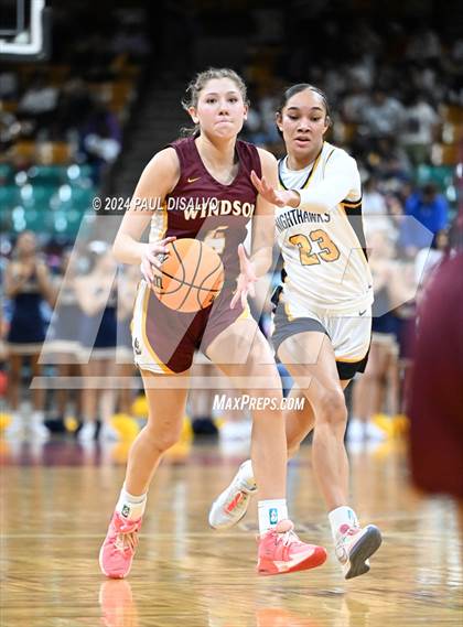 Thumbnail 1 in Windsor vs. Northfield (CHSAA 5A Great 8) photogallery.