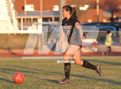 Thumbnail 1 in Red Mountain vs Maricopa (AIA 6A Round 1 Playoff) photogallery.
