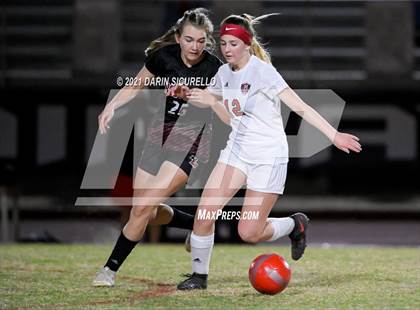 Thumbnail 2 in Red Mountain vs Maricopa (AIA 6A Round 1 Playoff) photogallery.