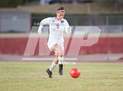 Thumbnail 2 in Red Mountain vs Maricopa (AIA 6A Round 1 Playoff) photogallery.