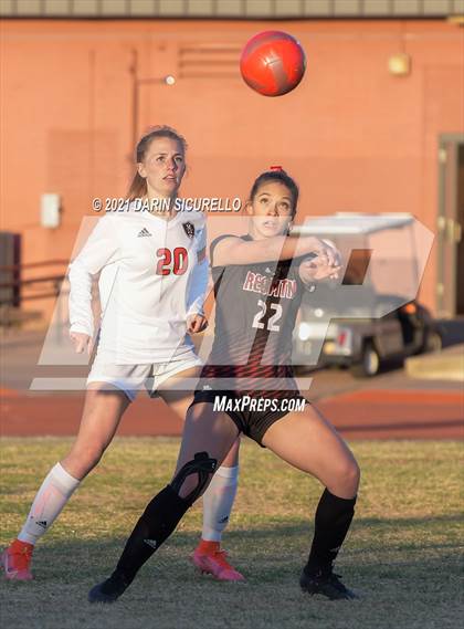 Thumbnail 3 in Red Mountain vs Maricopa (AIA 6A Round 1 Playoff) photogallery.