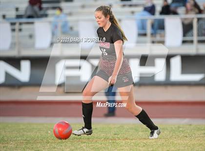 Thumbnail 3 in Red Mountain vs Maricopa (AIA 6A Round 1 Playoff) photogallery.