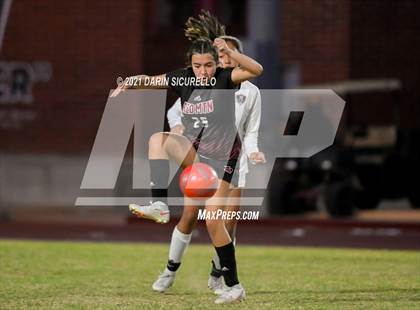 Thumbnail 3 in Red Mountain vs Maricopa (AIA 6A Round 1 Playoff) photogallery.